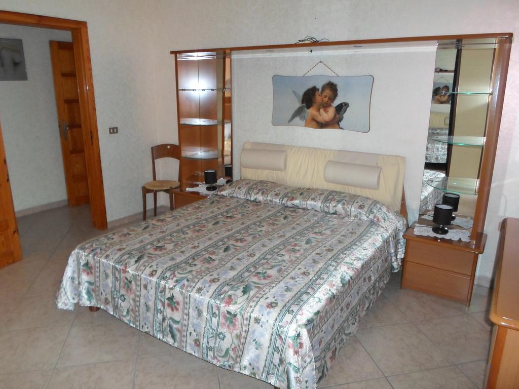 Villa Santo Stefano Monopoli Zimmer foto